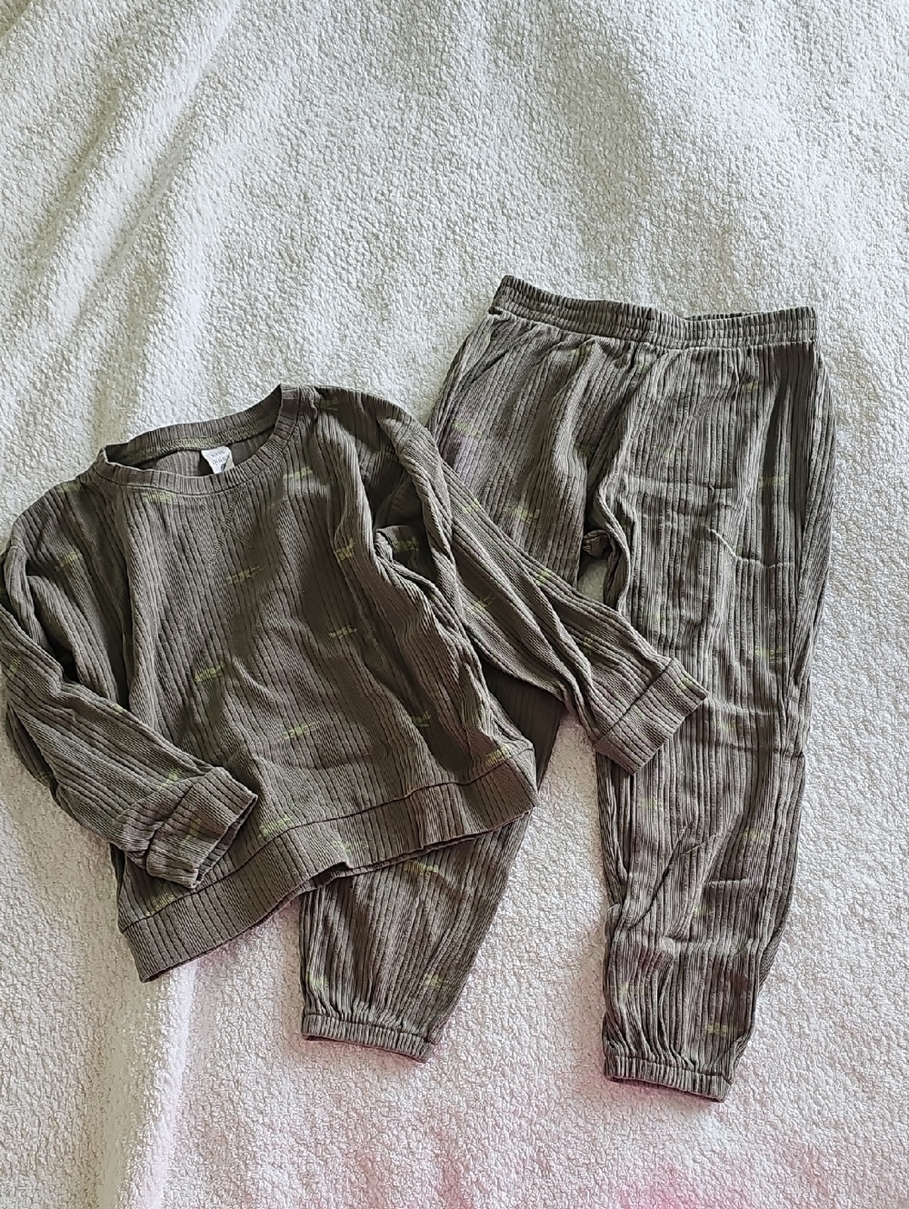KATE QUINN set Pants And Long Sleeve Shirt Comfy Airplanes